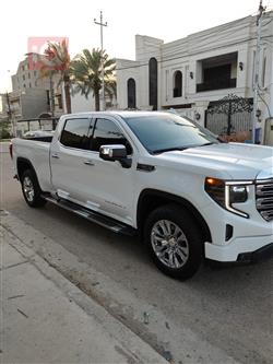 GMC Sierra